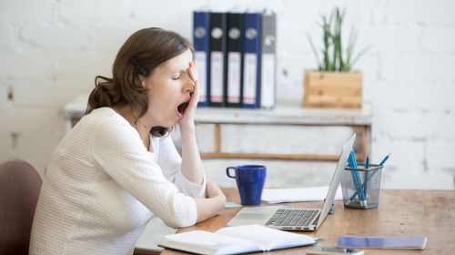 Armstrong - Blog - ¿Qué es el presentismo laboral y cómo afrontarlo?