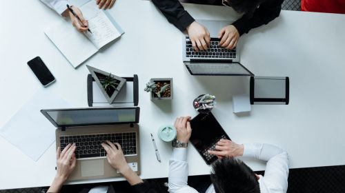 Armstrong - Blog - Genera equipos interfuncionales con clima organizacional 